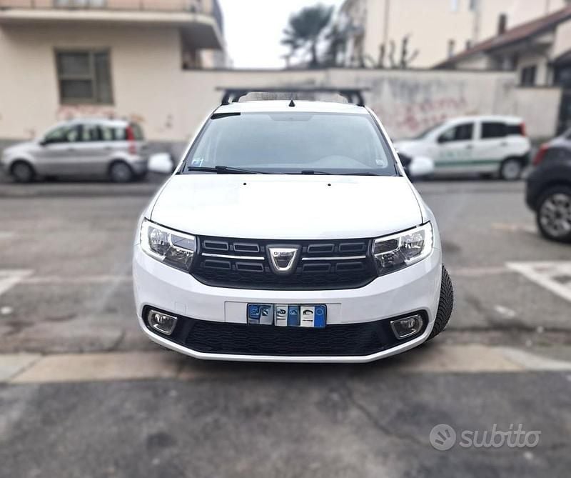 Usata Dacia Sandero Stepway 101 CV (74 kW) 2021 Bianco Berlina