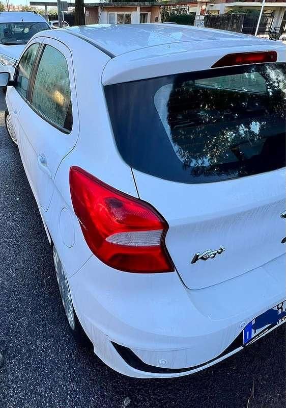 Usata Ford Ka 71 CV (52 kW) 2018 Bianco Berlina