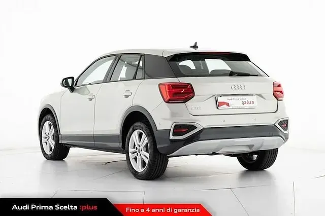 Usata Audi Q2 Advanced Plus 116 CV (85 kW) 2025 Argento rugiada metallizzato SUV