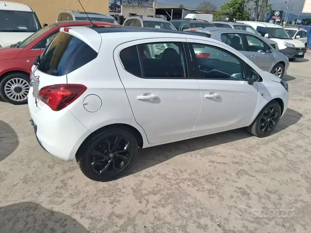 Usata Opel Corsa 69 CV (50 kW) 2016 Bianco Utilitaria