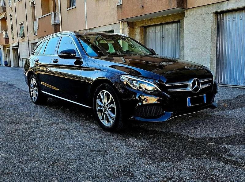 Usata Mercedes C220 170 CV (125 kW) 2018 Station wagon