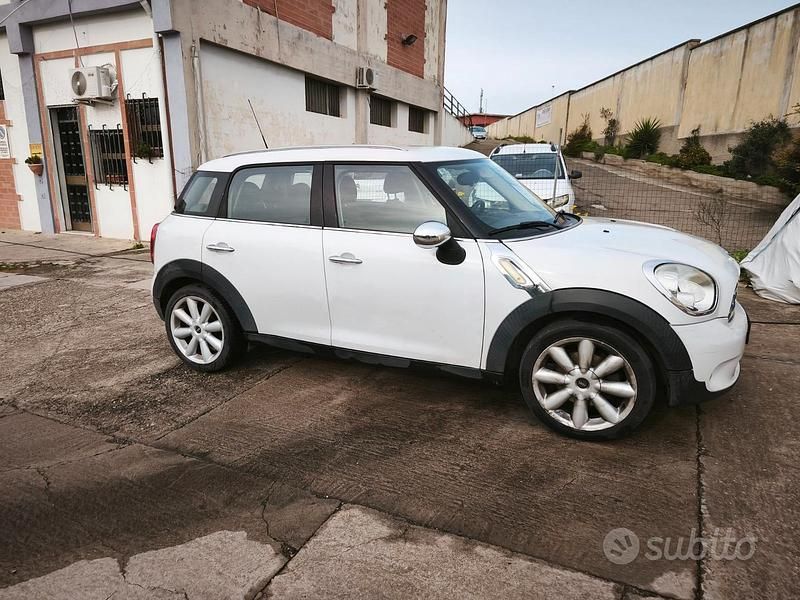 Usata Mini Cooper D Countryman 2011 Bianco SUV