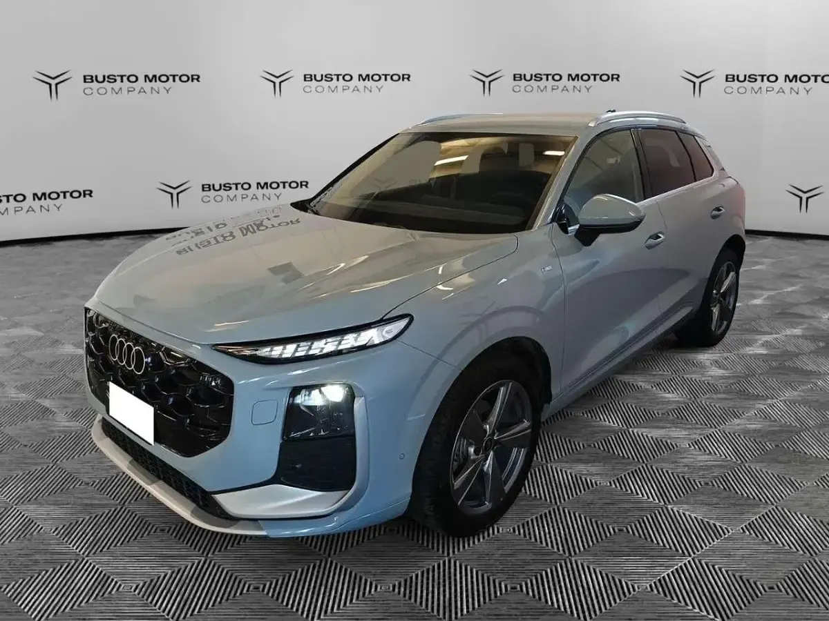Nuova Audi Q3 S-Line 150 CV (110 kW) 2026 Grigio SUV