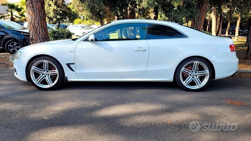 Usata Audi A5 S-Line 2011 Bianco Coupé