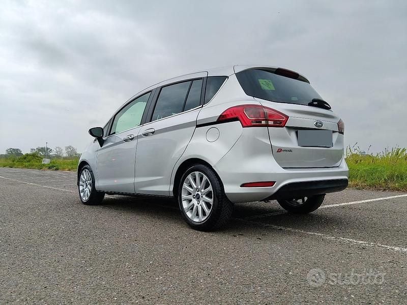 Usata Ford B-MAX 75 CV (55 kW) 2014 Grigio Monovolume
