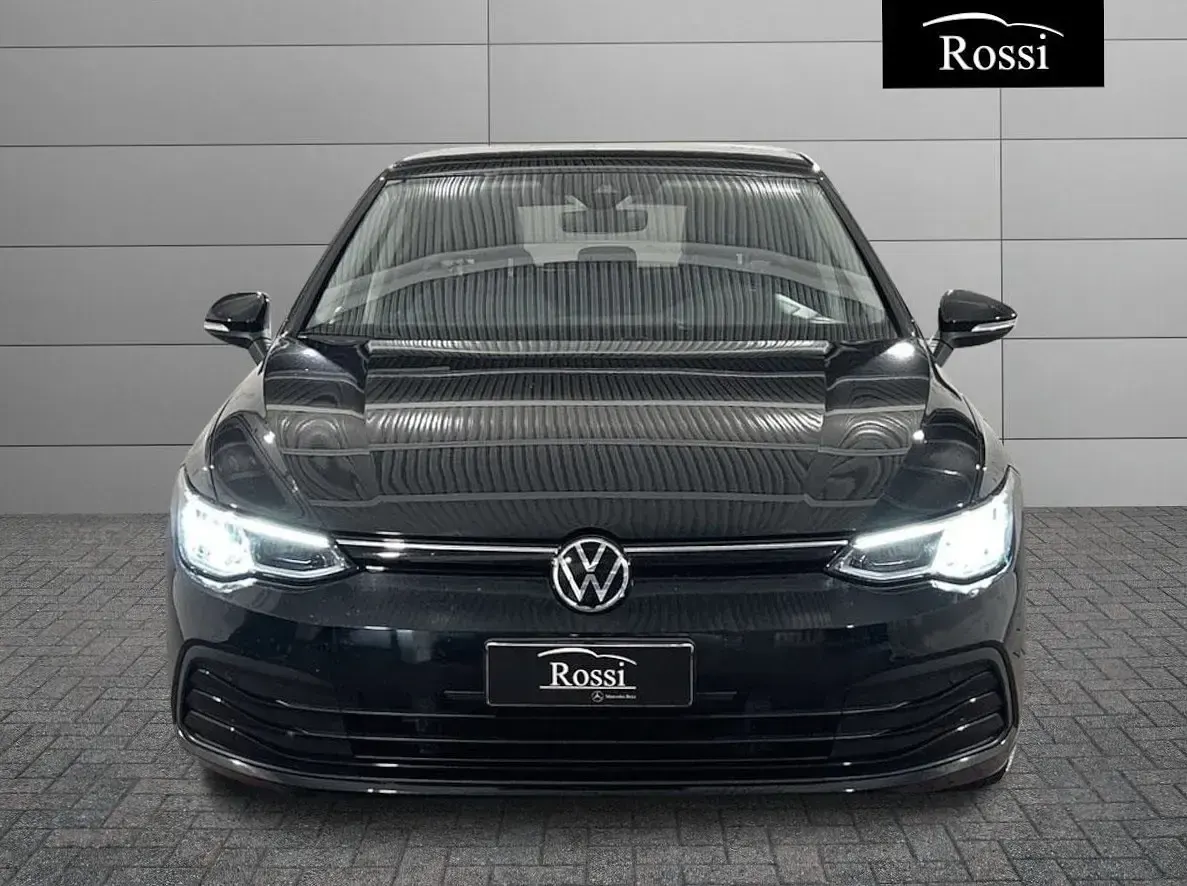 Usata VW Golf VII Life 150 CV (110 kW) 2020 Nero metallizzato Berlina