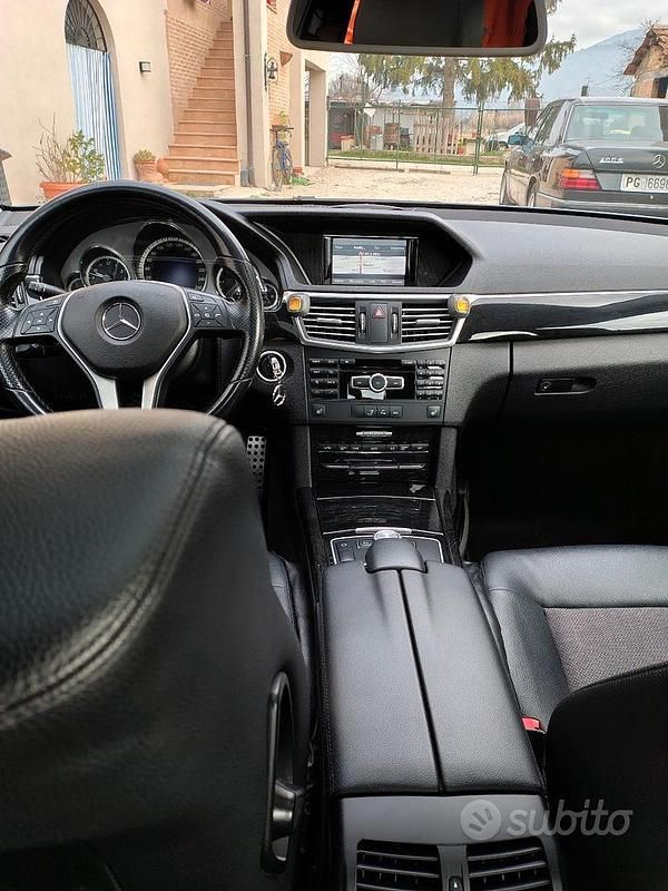 Usata Mercedes E200 2013 Grigio Berlina