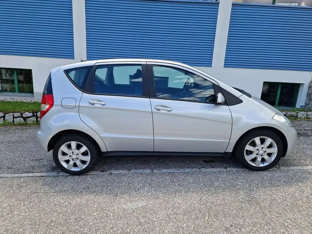 Usata Mercedes A180 Style 109 CV (80 kW) 2012 Utilitaria