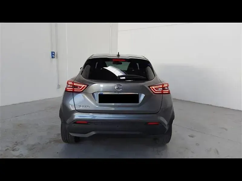 Usata Nissan Juke Tekna 114 CV (83 kW) 2021 Grigio SUV