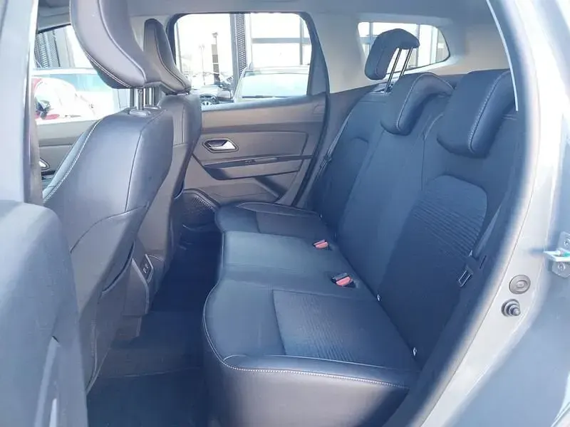Usado Dacia Duster Extreme 116 CV (85 kW) 2022 Gris SUV
