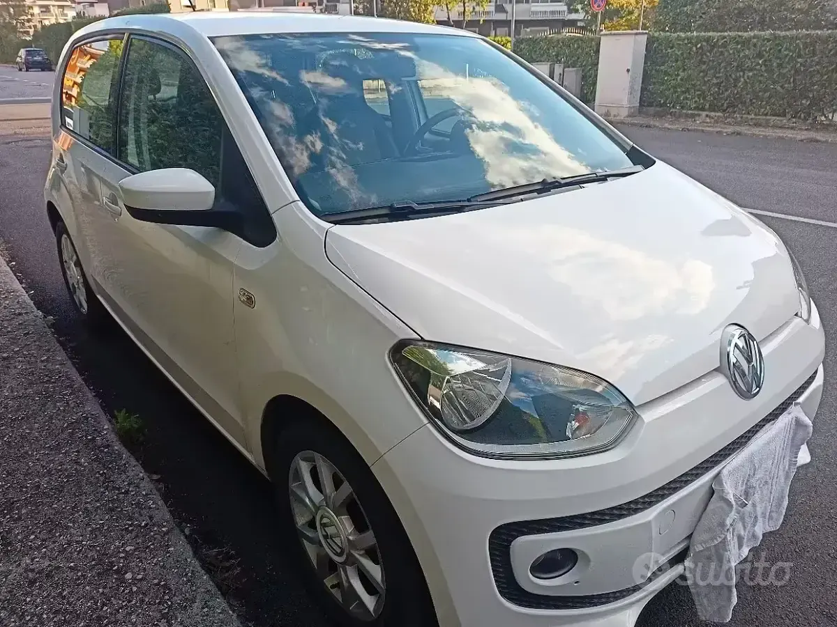 Usata VW up! 75 CV (55 kW) 2012 Bianco Utilitaria
