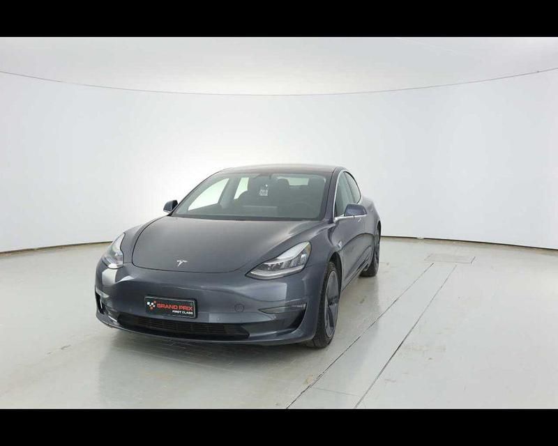 Usata Tesla Model 3 366 kW (498 CV) 2020 Grigio scuro Berlina