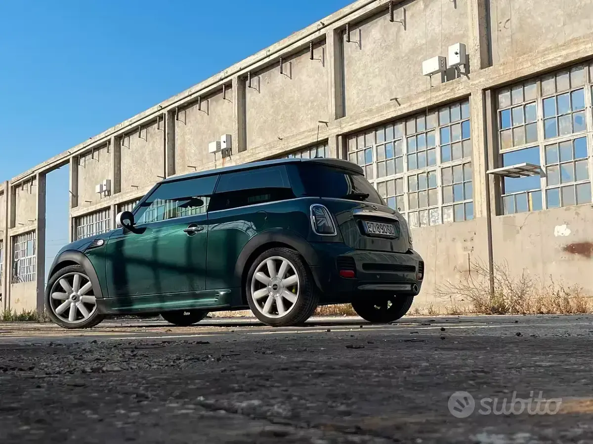Usata Mini John Cooper Works 112 CV (82 kW) 2015 Verde Utilitaria