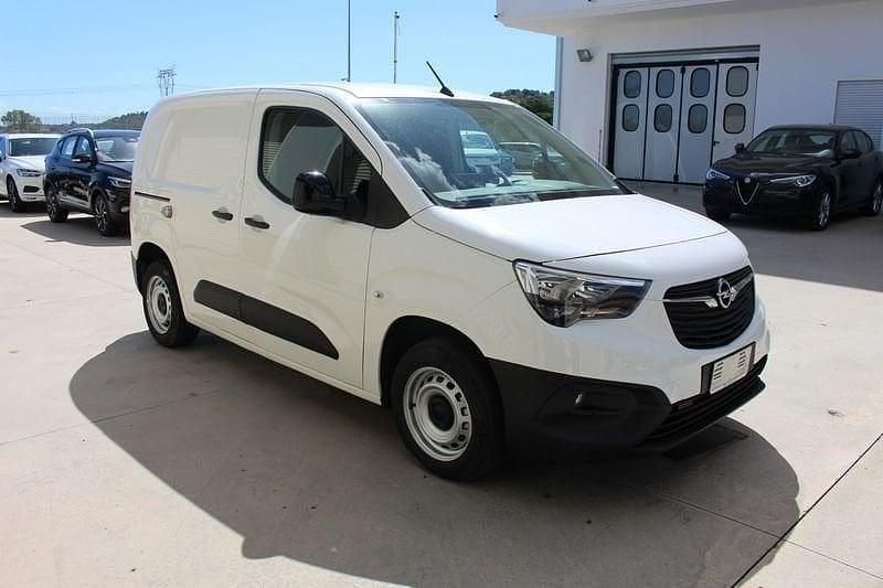 Occasion Opel Combo 101 ch (74 kW) 2021 Blanc Monospace