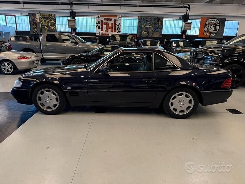 Usata Mercedes SL280 231 CV (169 kW) 1994 Blu Cabrio