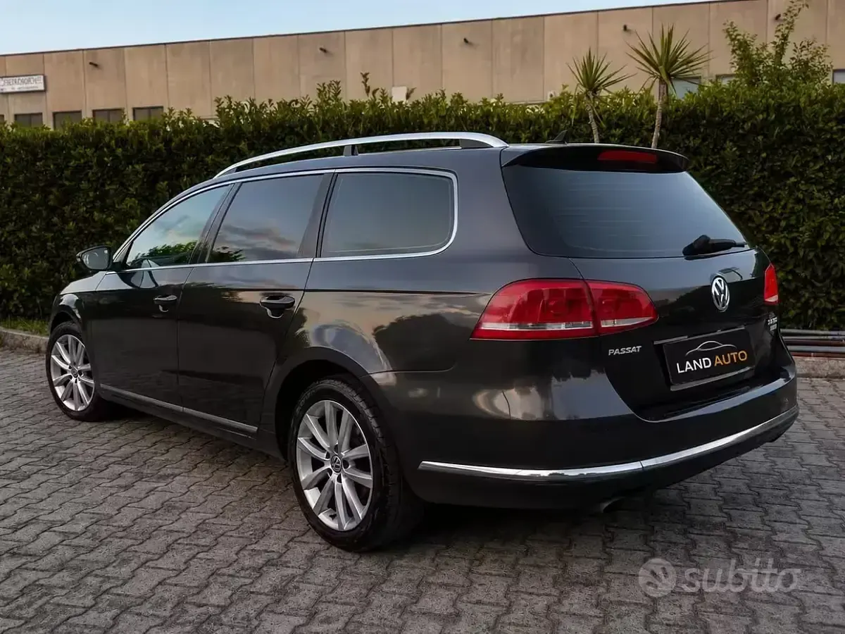 Usata VW Passat Highline 170 CV (125 kW) 2012 Nero Station wagon