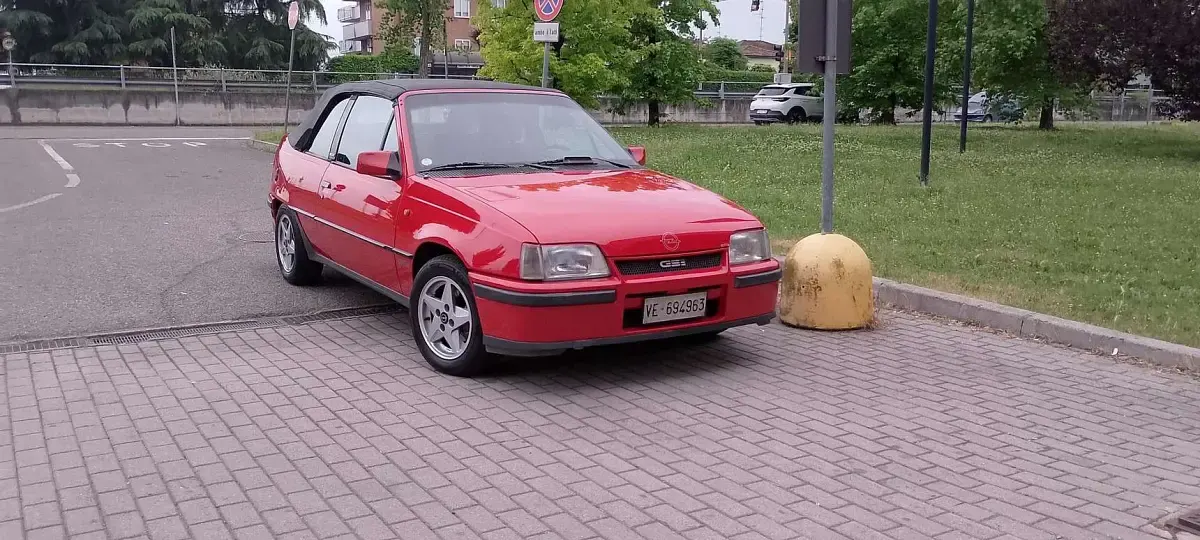 Usata Opel Kadett 116 CV (85 kW) 1987 Utilitaria