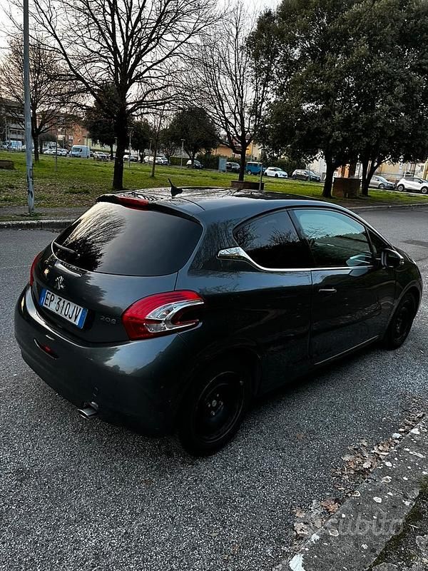 Usata Peugeot 208 120 CV (88 kW) 2013 Grigio Utilitaria