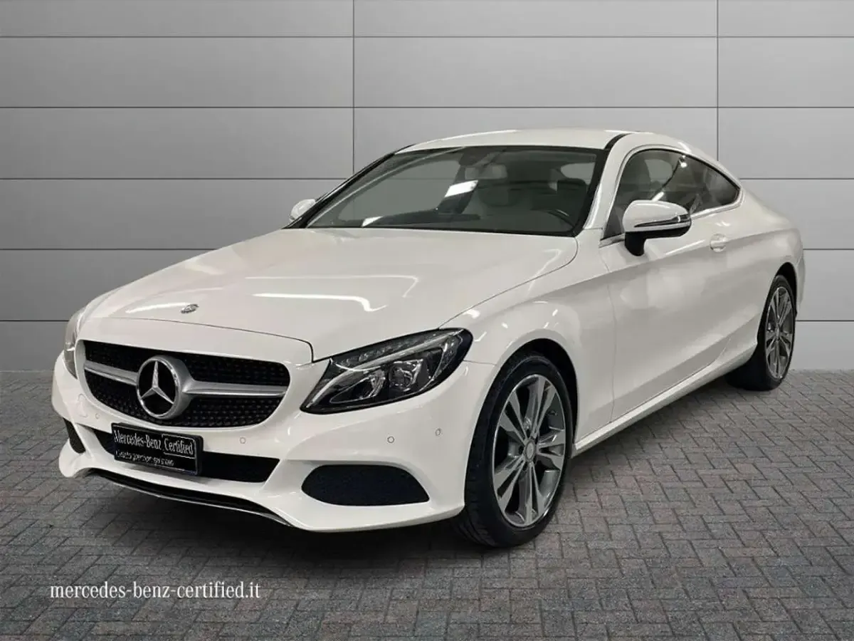 Usado Mercedes C220 170 CV (125 kW) 2016 Coupe