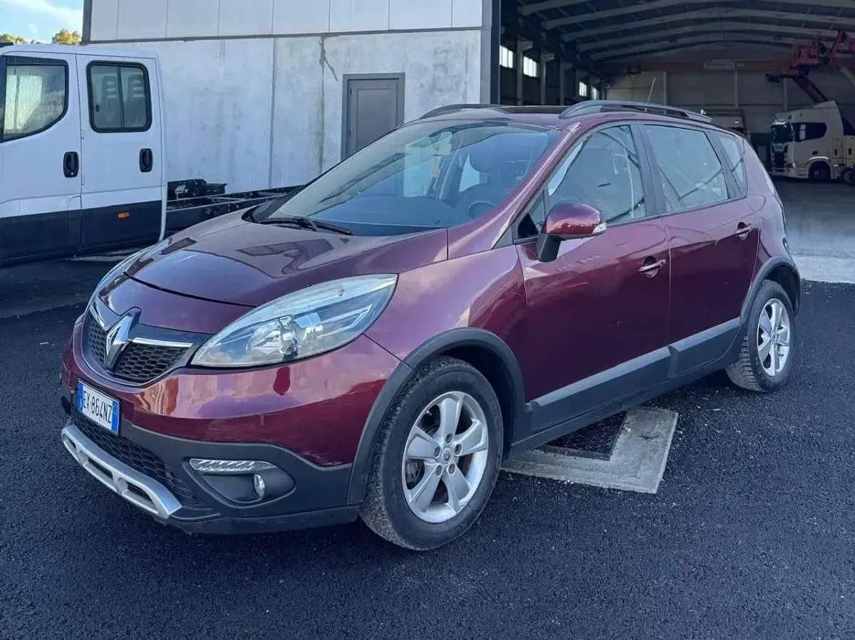 Usata Renault Scenic E-Tech 110 CV (80 kW) 2014 Rosso Monovolume