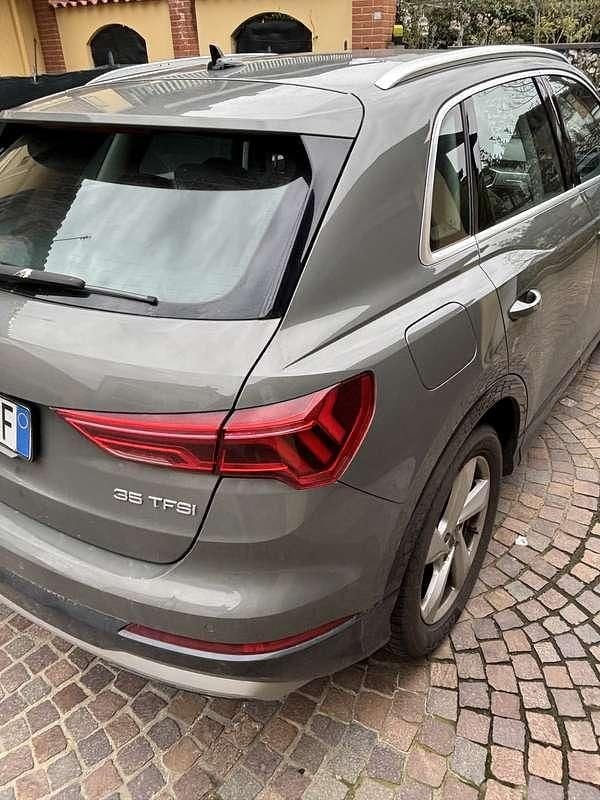 Usata Audi Q3 Advanced 150 CV (110 kW) 2019 Grigio SUV