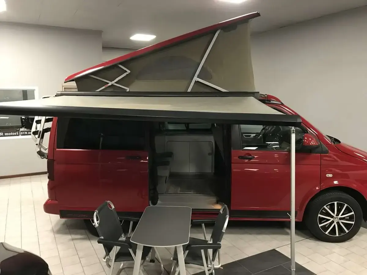 Usata VW California Edition 179 CV (131 kW) 2013 Rosso Furgone