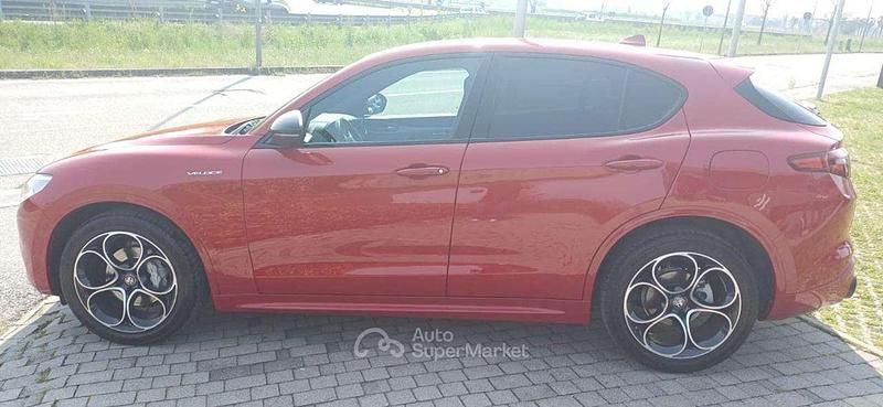 Usata Alfa Romeo Stelvio Veloce 210 CV (154 kW) 2022 Rosso alfa SUV