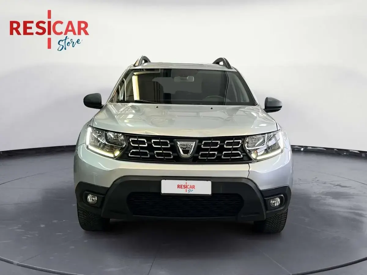 Usata Dacia Duster Essentiel 109 CV (80 kW) 2018 Argento metallizzato SUV