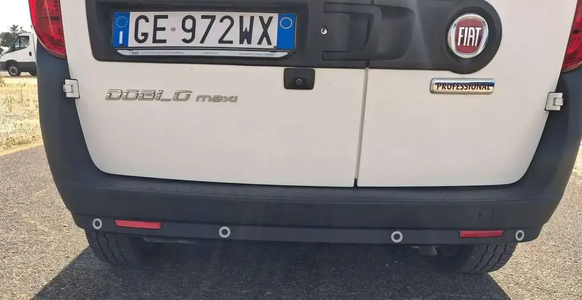 Usata Fiat Doblò S 105 CV (77 kW) 2021 Bianco Monovolume