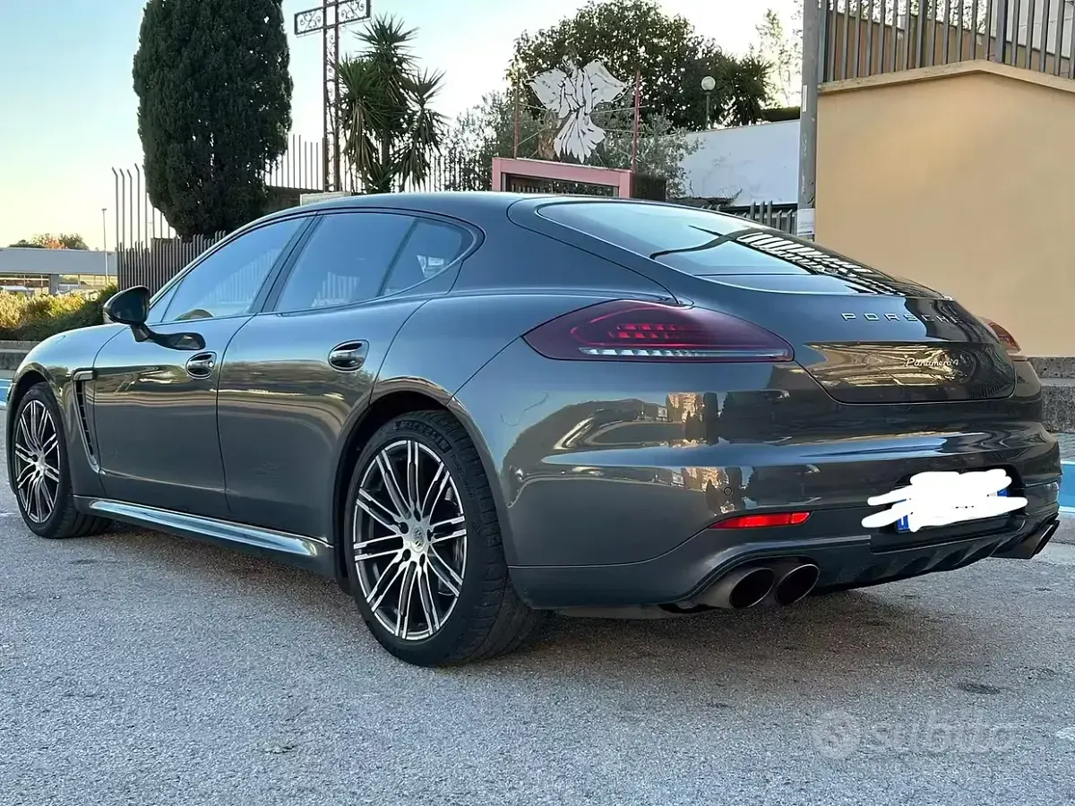 Usata Porsche Panamera 4 310 CV (228 kW) 2015 Utilitaria