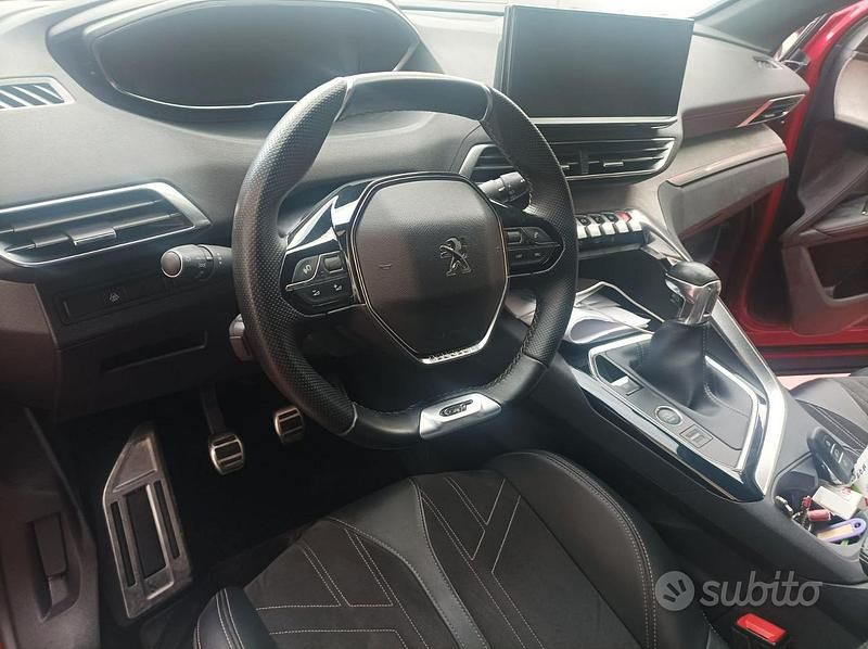 Usata Peugeot 3008 GT-line 131 CV (96 kW) 2021 Rosso SUV