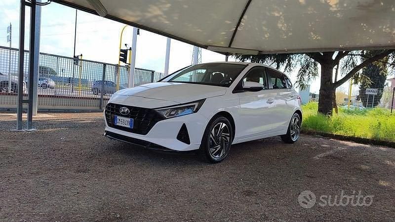 Usata Hyundai i20 84 CV (61 kW) 2023 Bianco Utilitaria