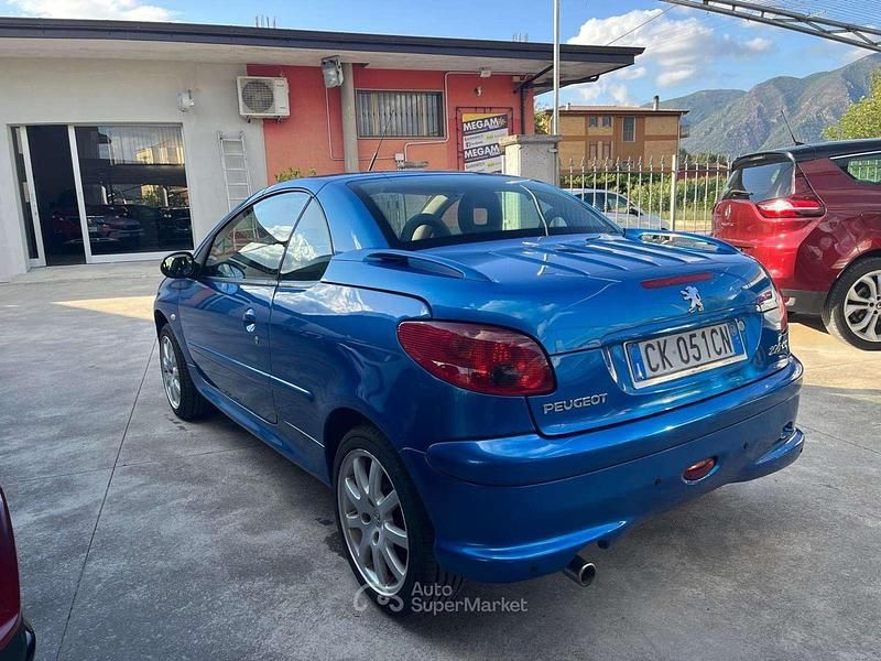 Usata Peugeot 206 CC 110 CV (80 kW) 2004 Blu/azzurro Cabrio