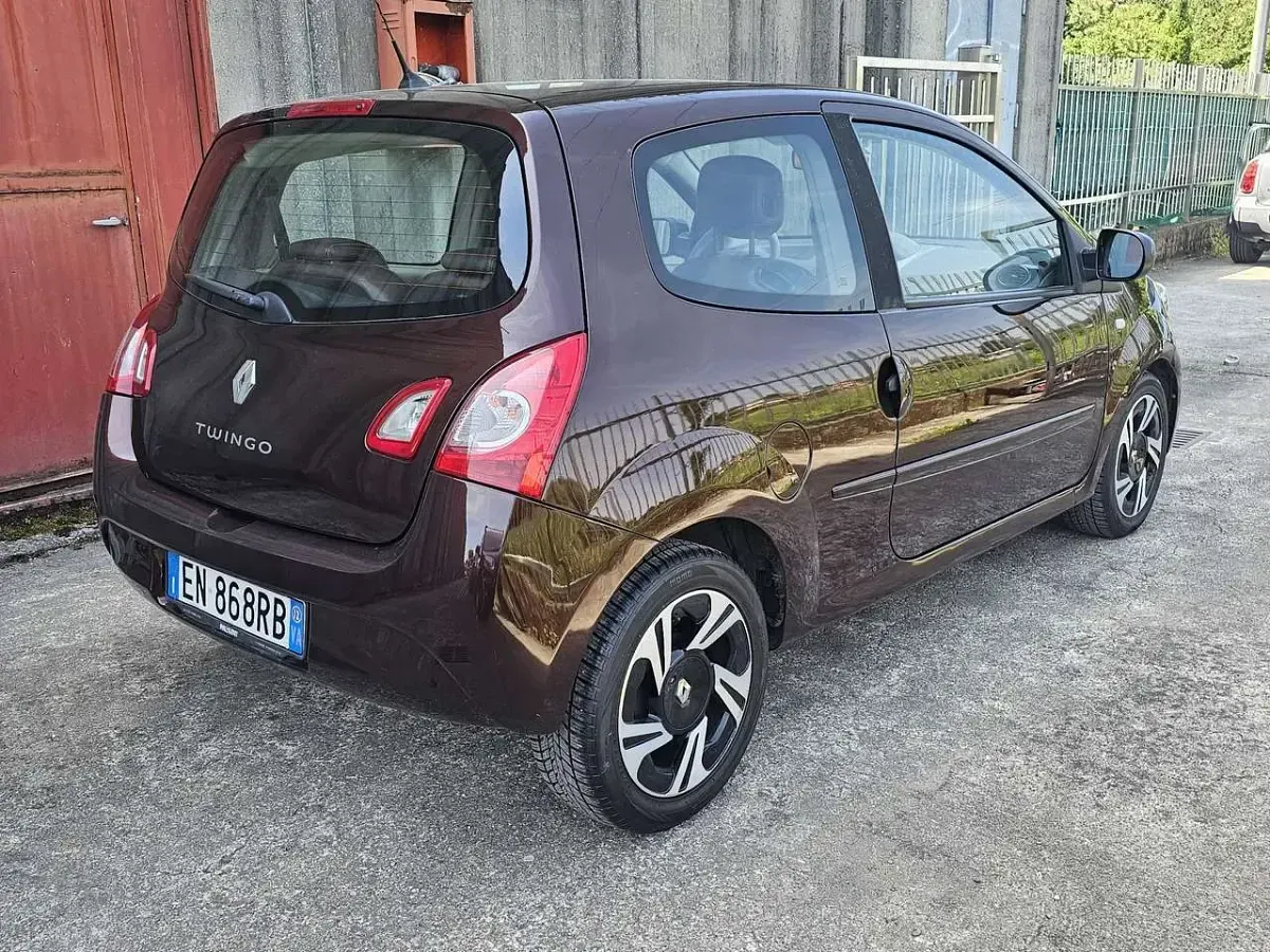 Usata Renault Twingo Dynamique 76 CV (55 kW) 2011 Other Utilitaria
