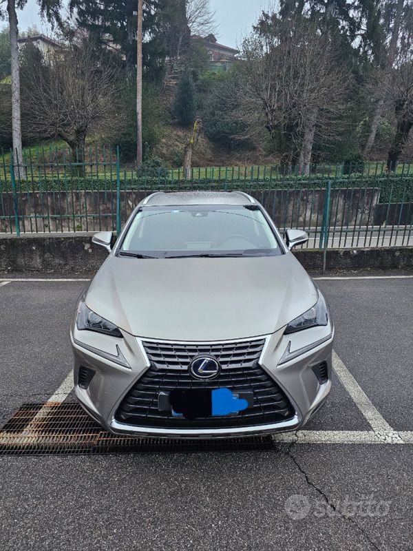 Usata 2018 Lexus NX300h SUV | 24.000 € (Buon prezzo) - Immagine 1/4