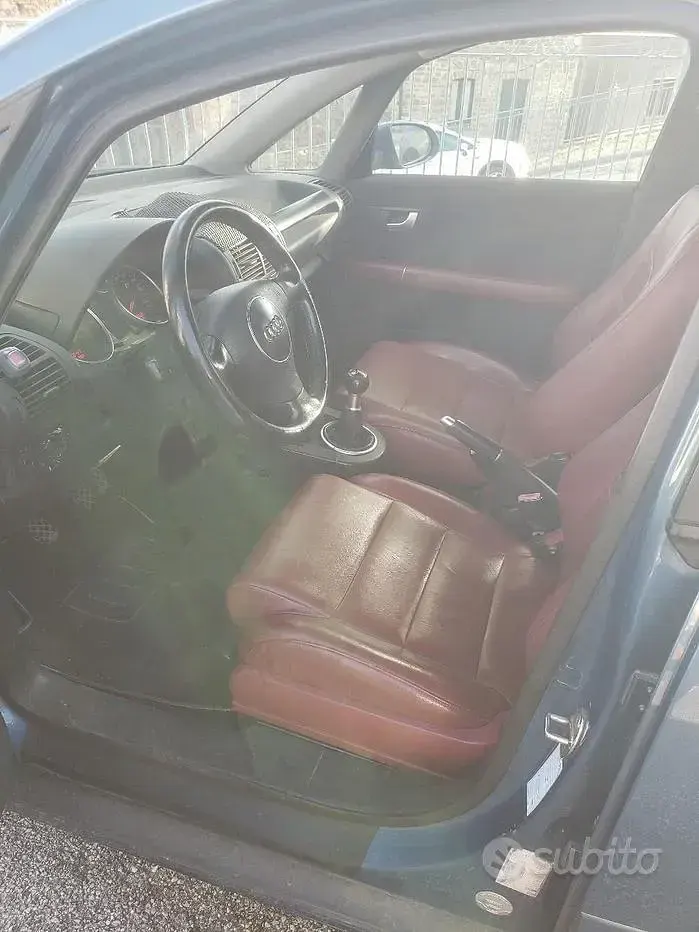 Usata Audi A2 75 CV (55 kW) 2002 Blu Utilitaria