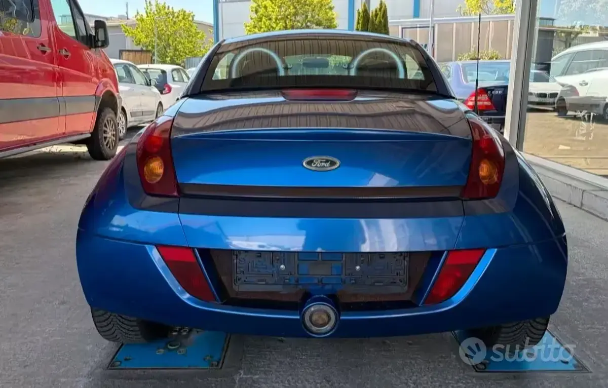 Usata Ford StreetKa 95 CV (69 kW) 2003 Blu Cabrio
