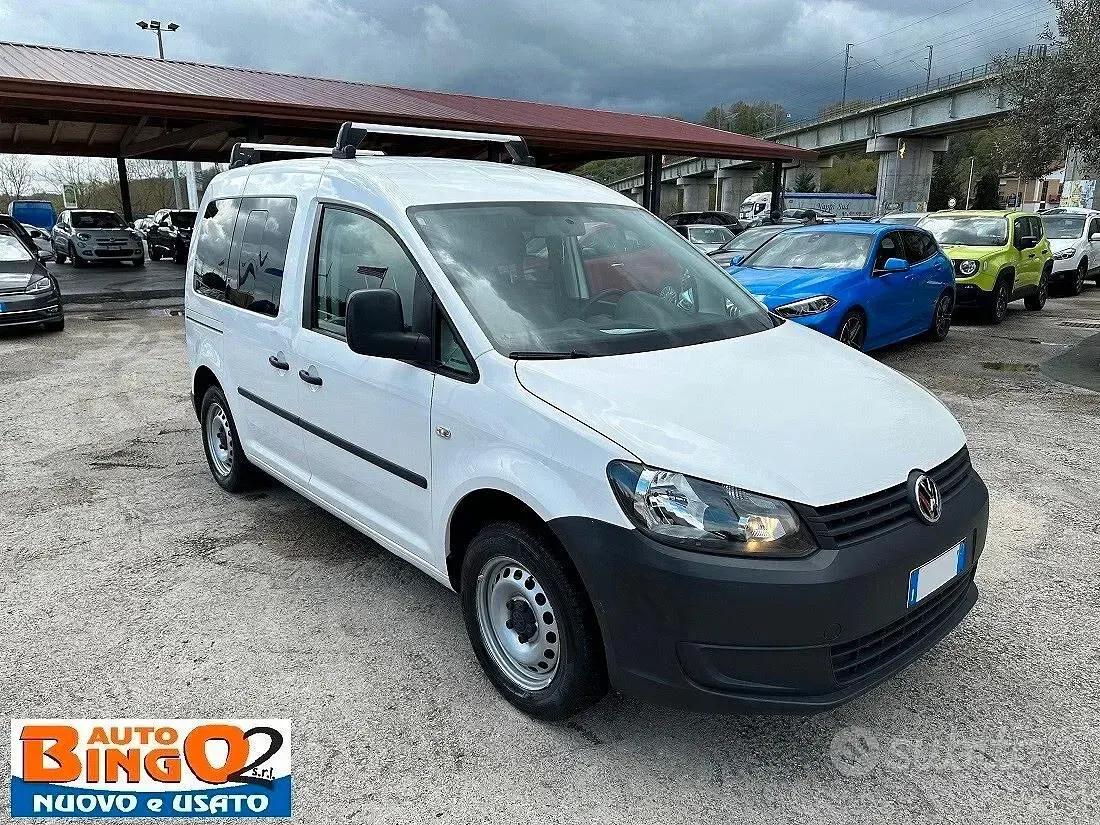 Usata VW Caddy Highline 102 CV (75 kW) 2015 Bianco Monovolume