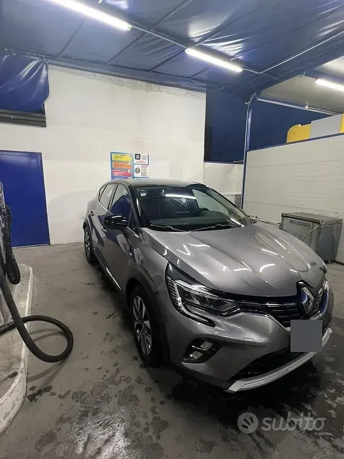 Usata Renault Captur 116 CV (85 kW) 2020 SUV