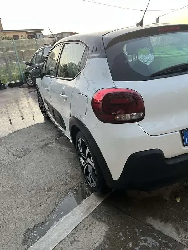 Begagnad Citroën C3 PureTech 83 HK (61 kW) 2020 Halvkombi