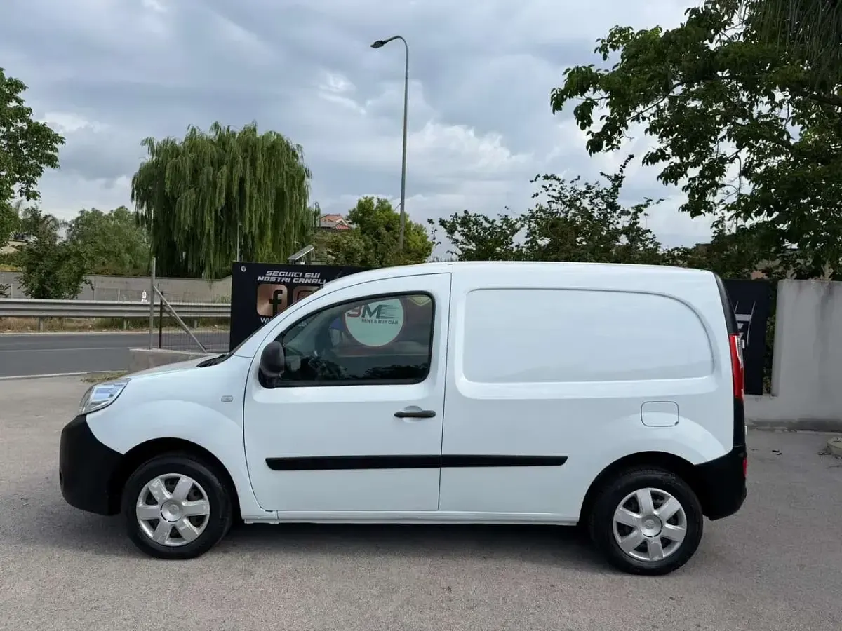 Usata Renault Kangoo 90 CV (66 kW) 2017 Bianco Monovolume