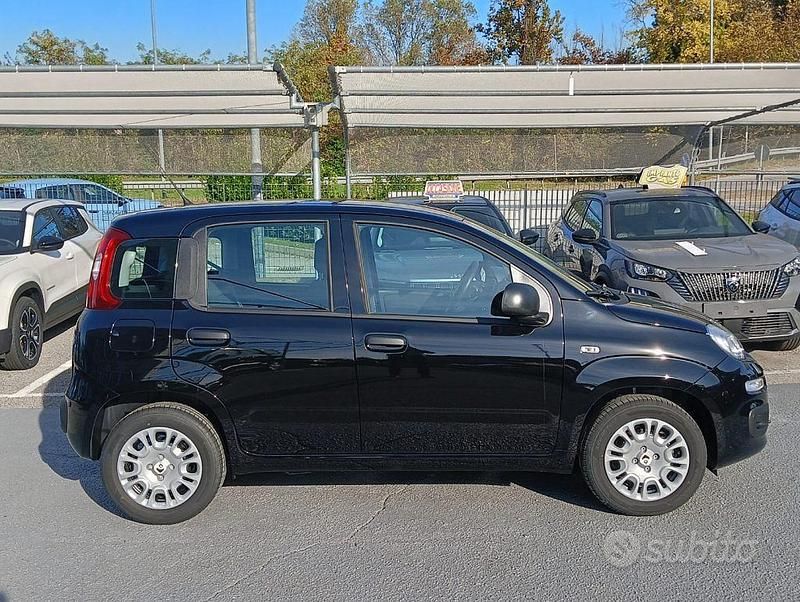 Usata Fiat Panda S 69 CV (50 kW) 2024 Nero Utilitaria