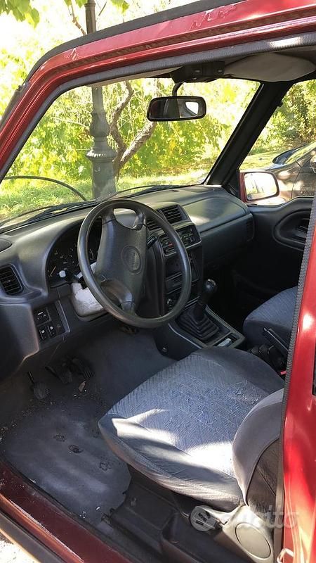 Usata Suzuki Vitara 1995 Rosso SUV