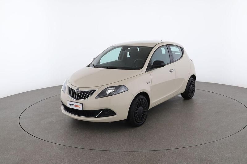 Beige Usata 2021 Lancia Ypsilon Silver Due volumi | 9699 € (Ottimo prezzo) - Immagine 1/3