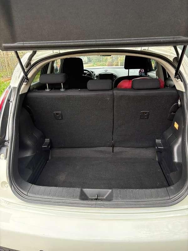 Usata Nissan Juke Acenta 110 CV (80 kW) 2016 Bianco SUV