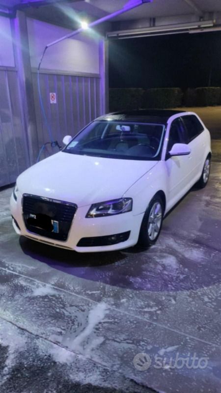Bianco Usata 2010 Audi A3 Tre volumi | 7000 € (Buon prezzo) - Immagine 1/3