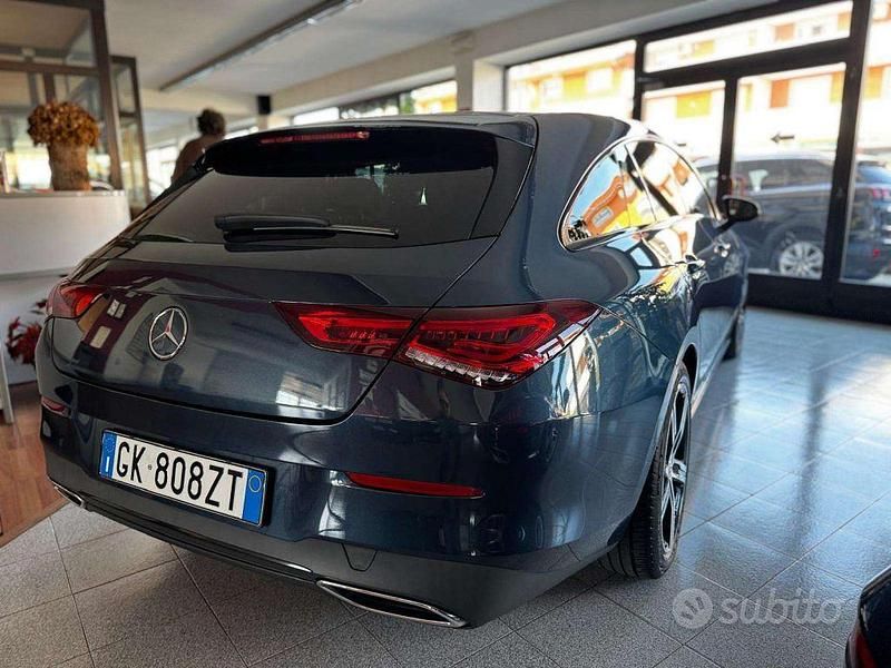 Usata Mercedes CLA200 Shooting Brake 150 CV (110 kW) 2022 Blu denim metallizzato Station wagon