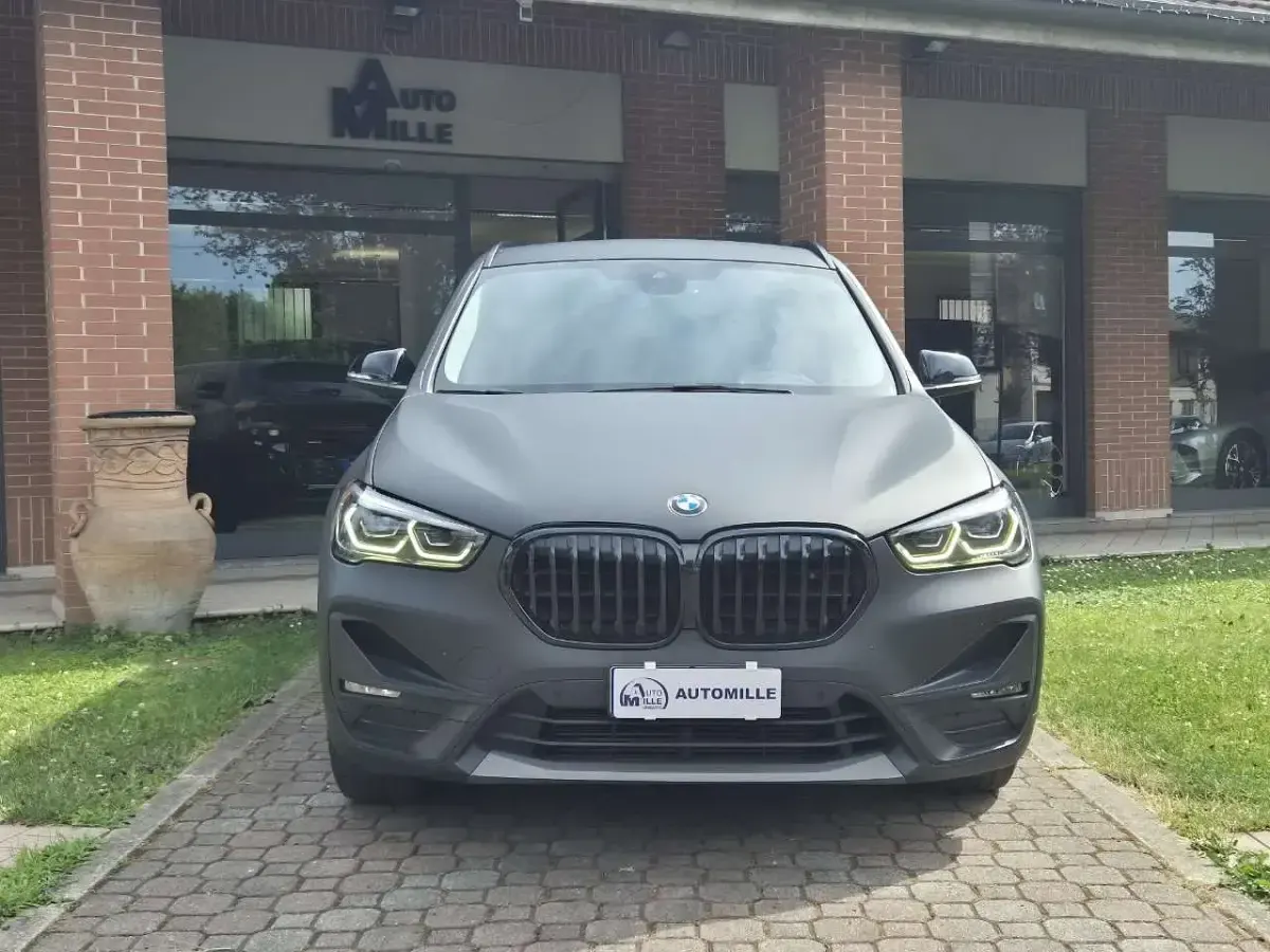 Usata BMW X1 Comfort Edition 116 CV (85 kW) 2021 Nero SUV