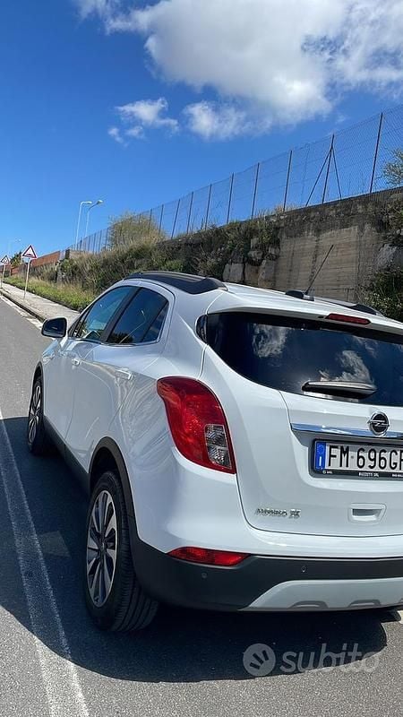 Usata Opel Mokka X 110 CV (80 kW) 2017 Bianco SUV