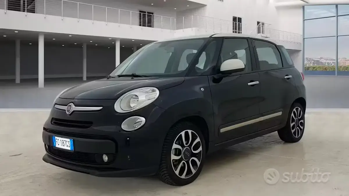 Usata Fiat 500L Lounge 95 CV (69 kW) 2016 Nero Monovolume